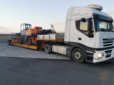 Efectuam transport agabaritic